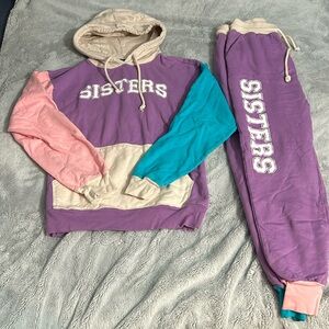 Sisters apparel block sweat set